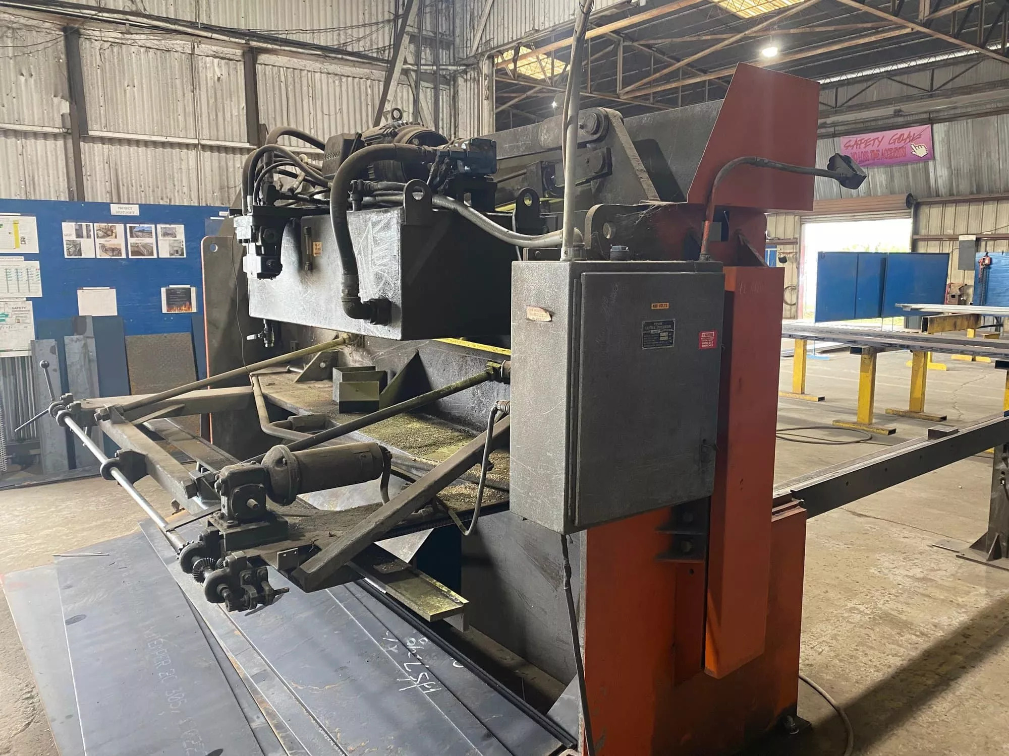 HTC 250-10A Hydraulic Shear (#4889)